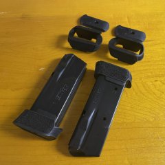 zwei 12-Schuss-Magazine Sig P365, Sig Sauer