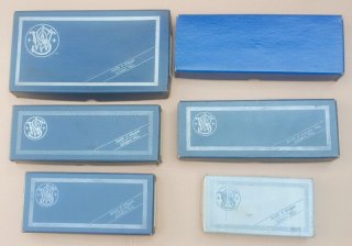 Konvolut Verpackungen für S&W Revolver/Pistolen Art.Nr. 26-262
