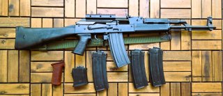 Halbautomatische Büchse von Cugier,AK-Look Kaliber.22 L.r. / .22 lfB