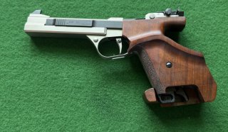 Sportpistole Feinwerkbau AW93 .22lfb