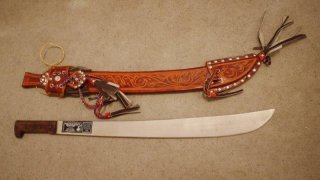Machete, Lang, mit Lederscheide, seltenes Modell aus Süd-Amerika