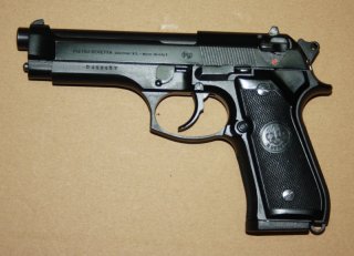 Pistole Beretta 92F im Kal. 9x19 -WIE NEU-