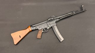 GSG StG44 Echtholz 9mm P.A.K. Gas-/Signalwaffe | 25 Schuss | Lederriemen | Schreckschuss | PTB1085