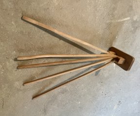 Hölzener Handtuchhalter