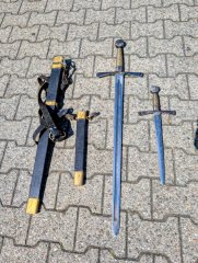 Showkampf-Schwert & Dolch mit Scheiden und Ledergürtel