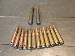 7,62×39mm Deko Muntion (AK47) mit einer DDR Kurzbahnpatrone