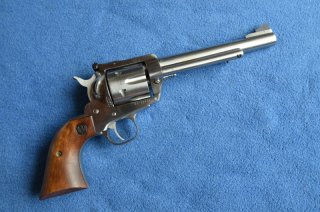 SEHR SCHÖNER REVOLVER RUGER BLACKHAWK .357 MAGNUM 200 JAHRE USA