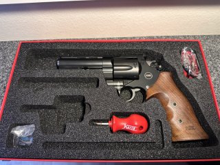 Korth NSX 44Magnum Top Neu